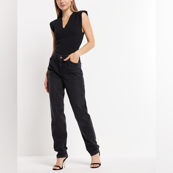 Express Mid Rise Washed Black Pleated Baggy Tapered Jeans 8R - Picture 2 of 8